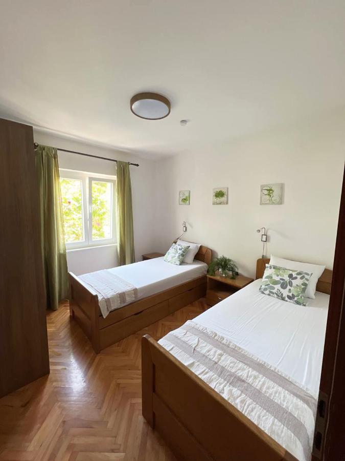 הוילה באניולה Domus Maria With Swimming Pool And Free Parking מראה חיצוני תמונה