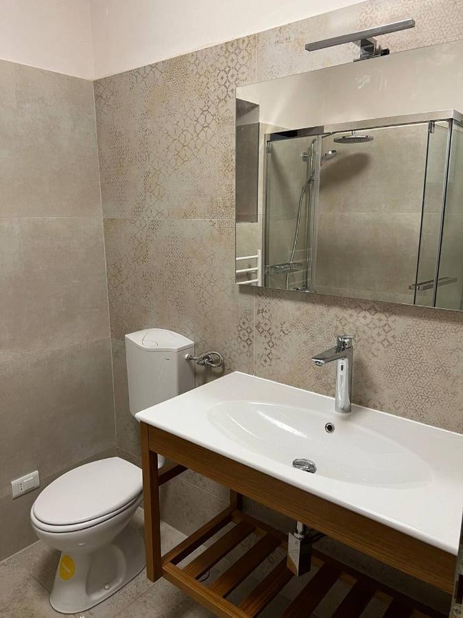 הוילה באניולה Domus Maria With Swimming Pool And Free Parking מראה חיצוני תמונה